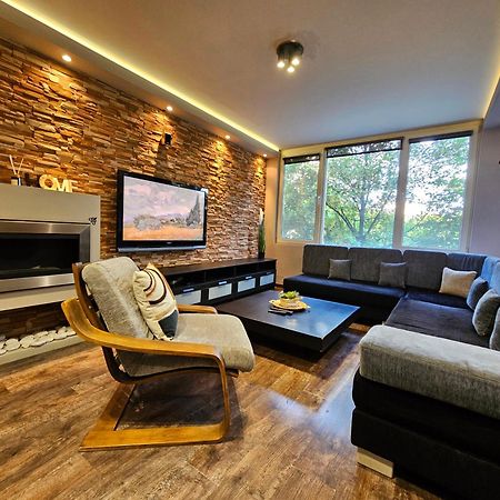 Rea Mladost - Easy Access To Metro, Ideal Location София Экстерьер фото